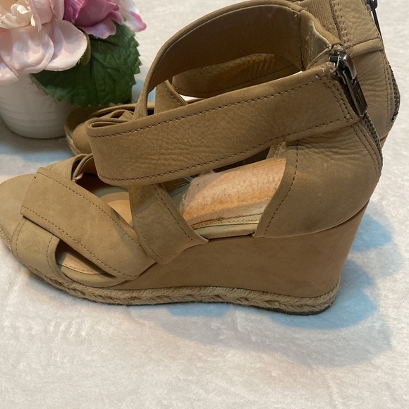 FRYE ROBERTA STRAP Size 9 Espadrille Wedge Zip Back Open Toe Sandal - Picture 4 of 8